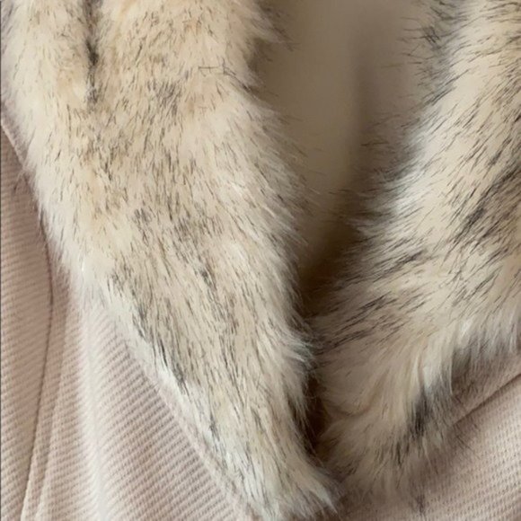 City Chic Cream Color Faux Fur Belted Winter Coat - Picture 8 of 12